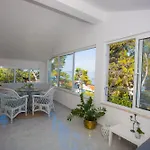 شقة - House Monarch - Beach, Center & Shared Pool Access سوتيفان