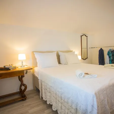 - House Monarch - Beach, Center & Shared Pool Access *